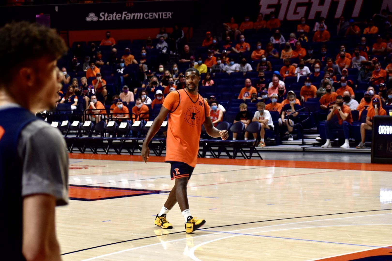Photos: Illinois hosts open practice